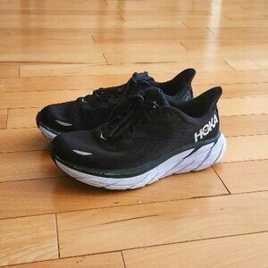 HOKA Women's Clifton 8 Size 6.5 Wide